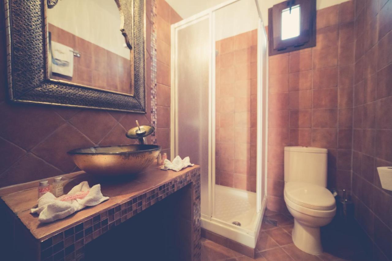 Paroraia Otel Ángistron Dış mekan fotoğraf